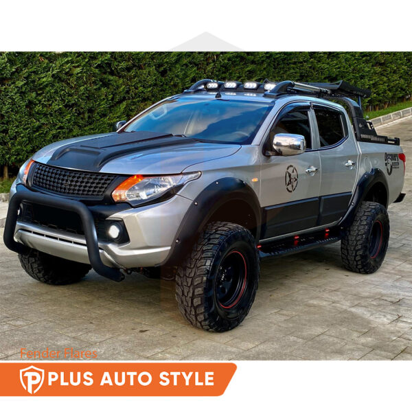 MITSUBISHI L200 5 Series 2015-2019 Side Door Body Cladding - Image 3