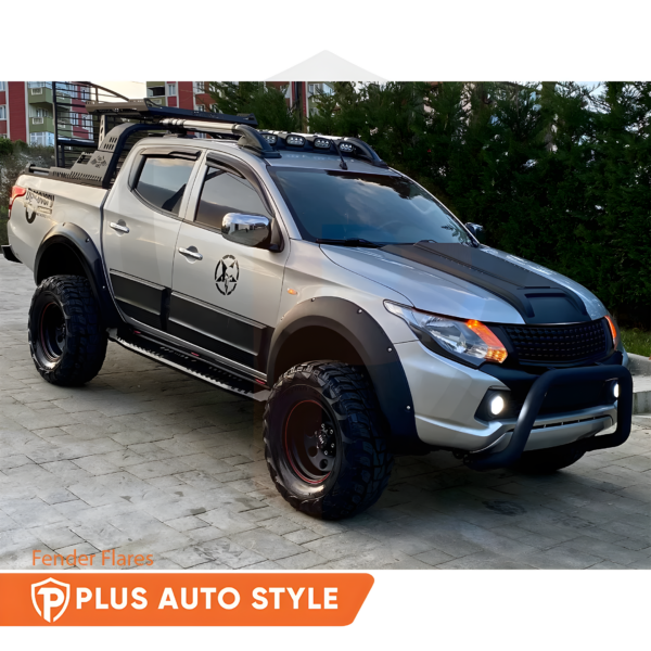 MITSUBISHI L200 5 Series 2015-2019 Side Door Body Cladding