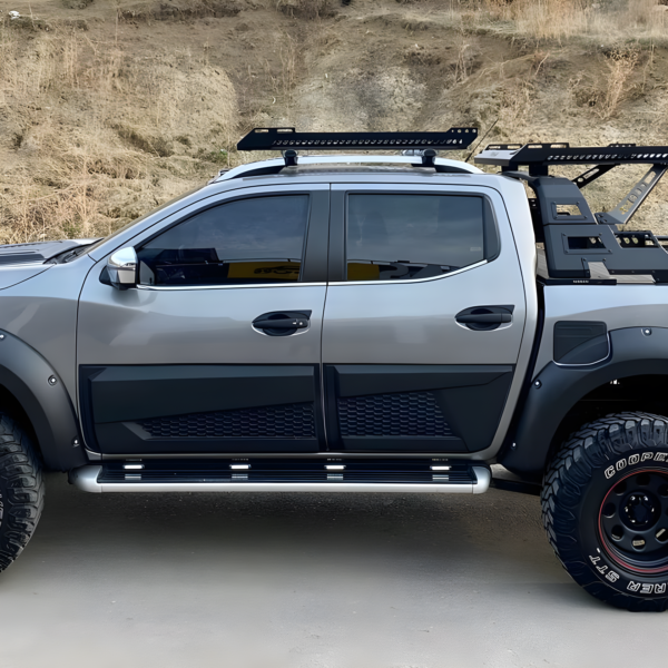Nissan Navara NP300 2014 + Jumbo Side Door Big Body Cladding