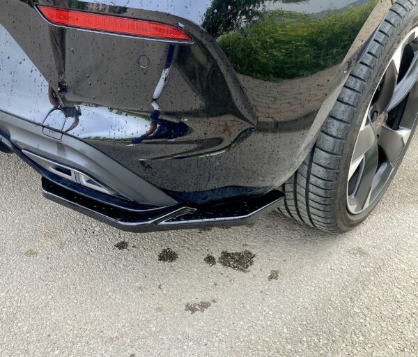 Cupra Leon 2020+ Rear Side Splitters Version 2 (2 Pcs)