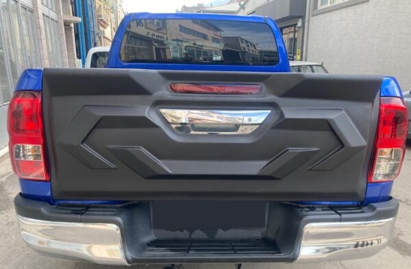 Toyota Hilux 8Th Generation 2015-2020 Full Tailgate Cover