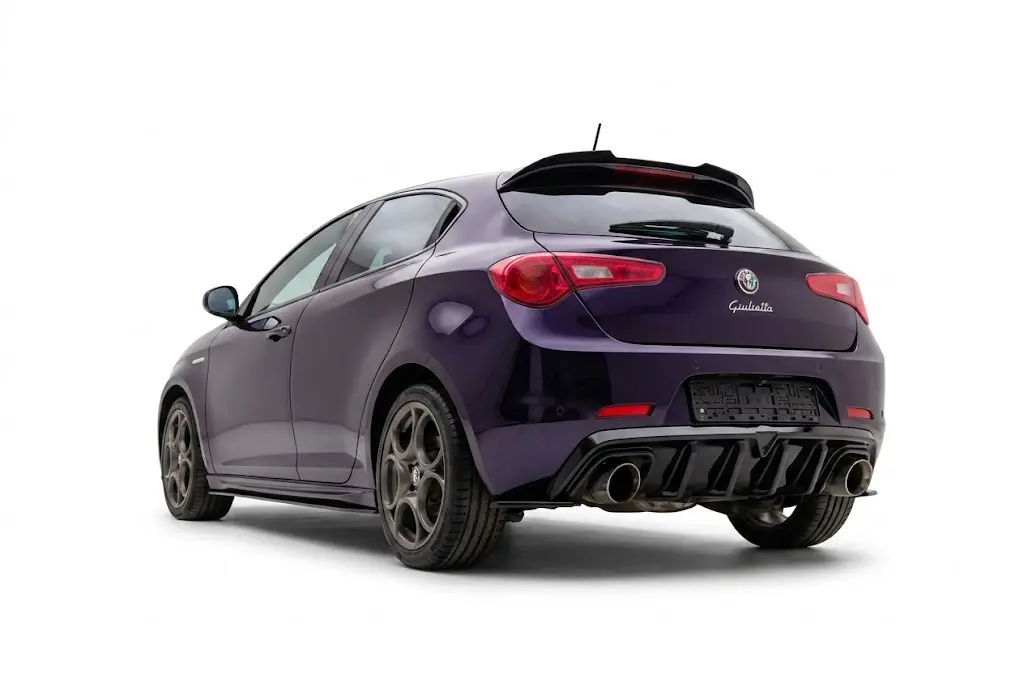 Alfa Romeo Giulietta 2010-2020 Spoiler 1 Gloss black rear roof spoiler for Alfa Romeo Giulietta (2010-2020), aggressive QV style tail gate wing upgrade.