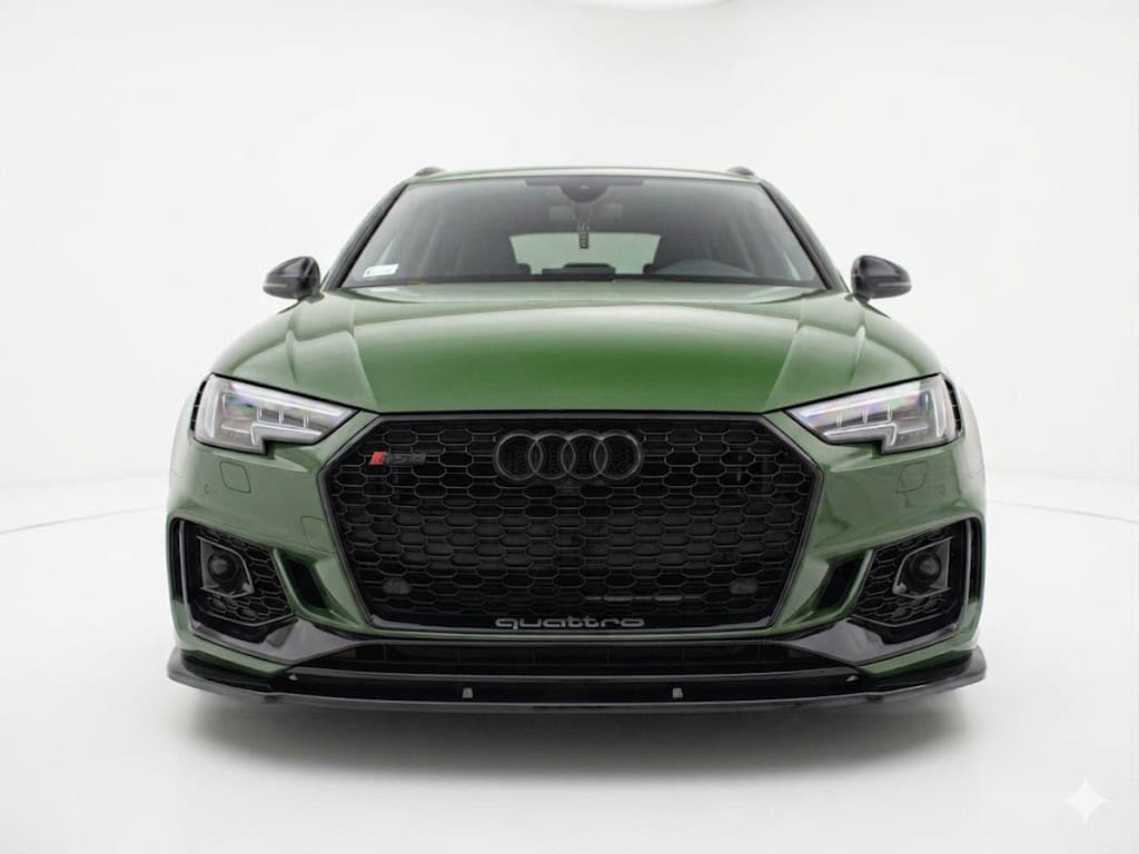 Audi RS4 B9 (2017-2019) Front Splitter 1 Gloss black front splitter for Audi RS4 B9 Avant models (2017-2019).