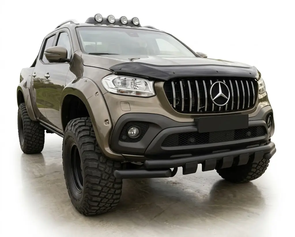 Mercedes X-Class W470 2017 Onwards Bonnet Protector 3 Premium gloss black bonnet protector and bug deflector fitted to a 2017-2020 Mercedes X-Class front end