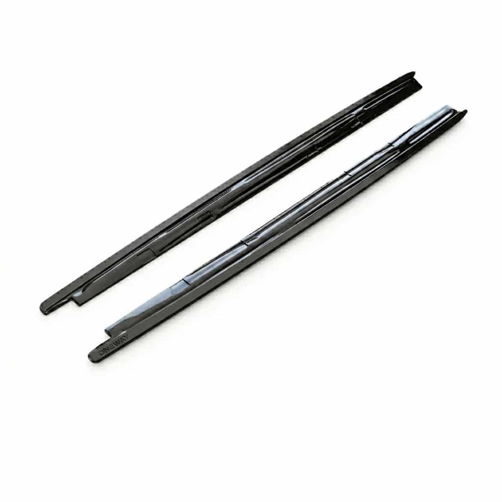 Side Skirts for SEAT Leon FR / Cupra / Standard (2012-2019) 5 Gloss black side skirts for Seat Leon Mk3 5F (2012-2019), performance side blades for FR, Cupra and Standard models.